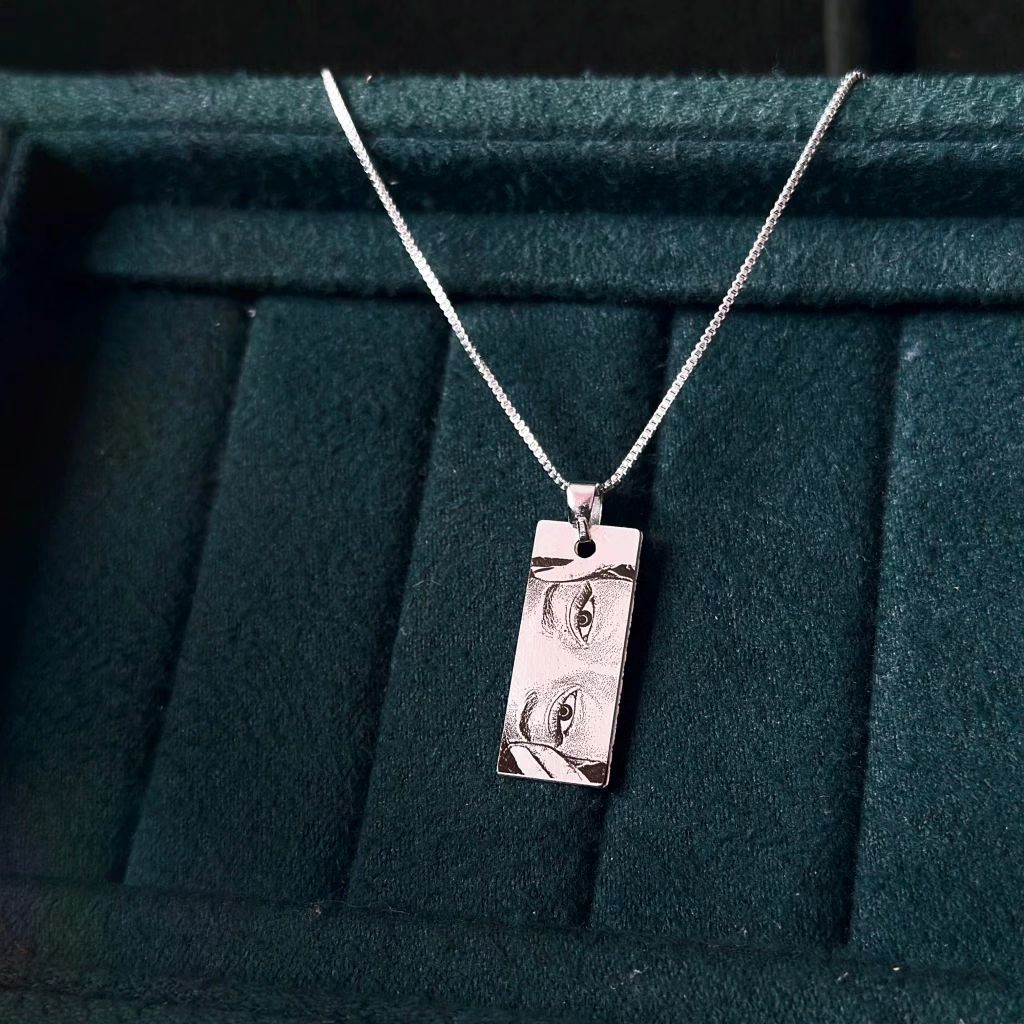 Eye Pendant Chain