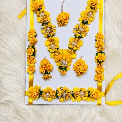 Radha Costume Flower Jewellery Set